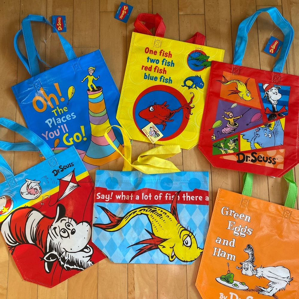 Dr. Seuss tote bags. Lot of six. Reusable